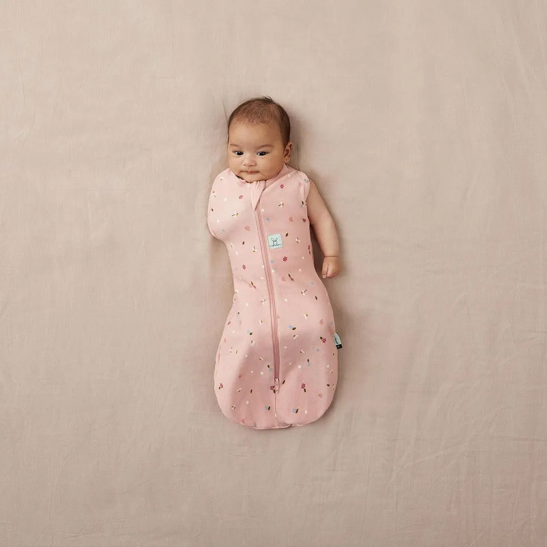 ergoPouch Organic Summer Cocoon Swaddle Sleeping Bag - 0.2 Tog - Daisies