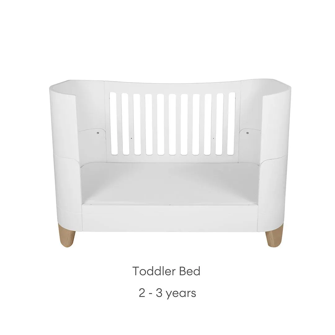 Gaia Baby Serena Mini Cot   Bedside Crib Set (Incl Bedside mattress) Mini Cot and Dresser - White / Natural